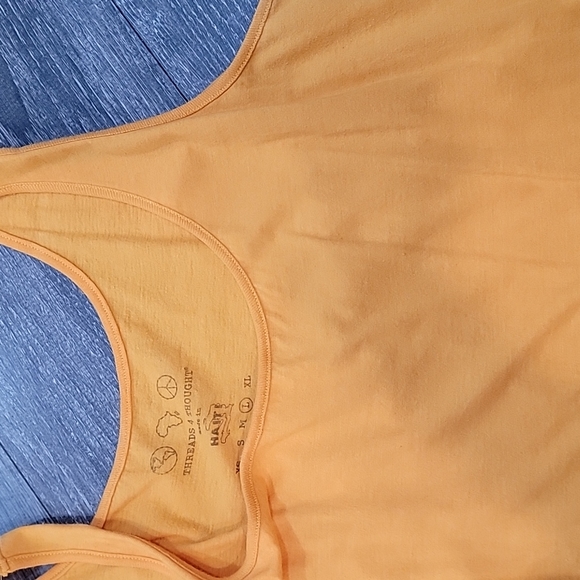 Tank top - Picture 3 of 3